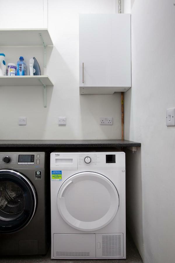 Holyrood Park City Centre Apartment Edinburg Exteriör bild